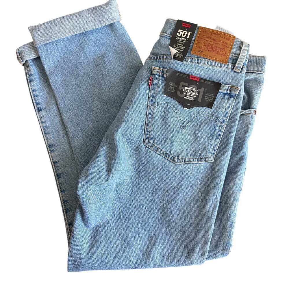 NWT Levi's Women 501 Original Cropped